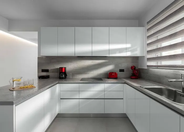 Apartment Wunderschoene In Monte Smith By Interhome